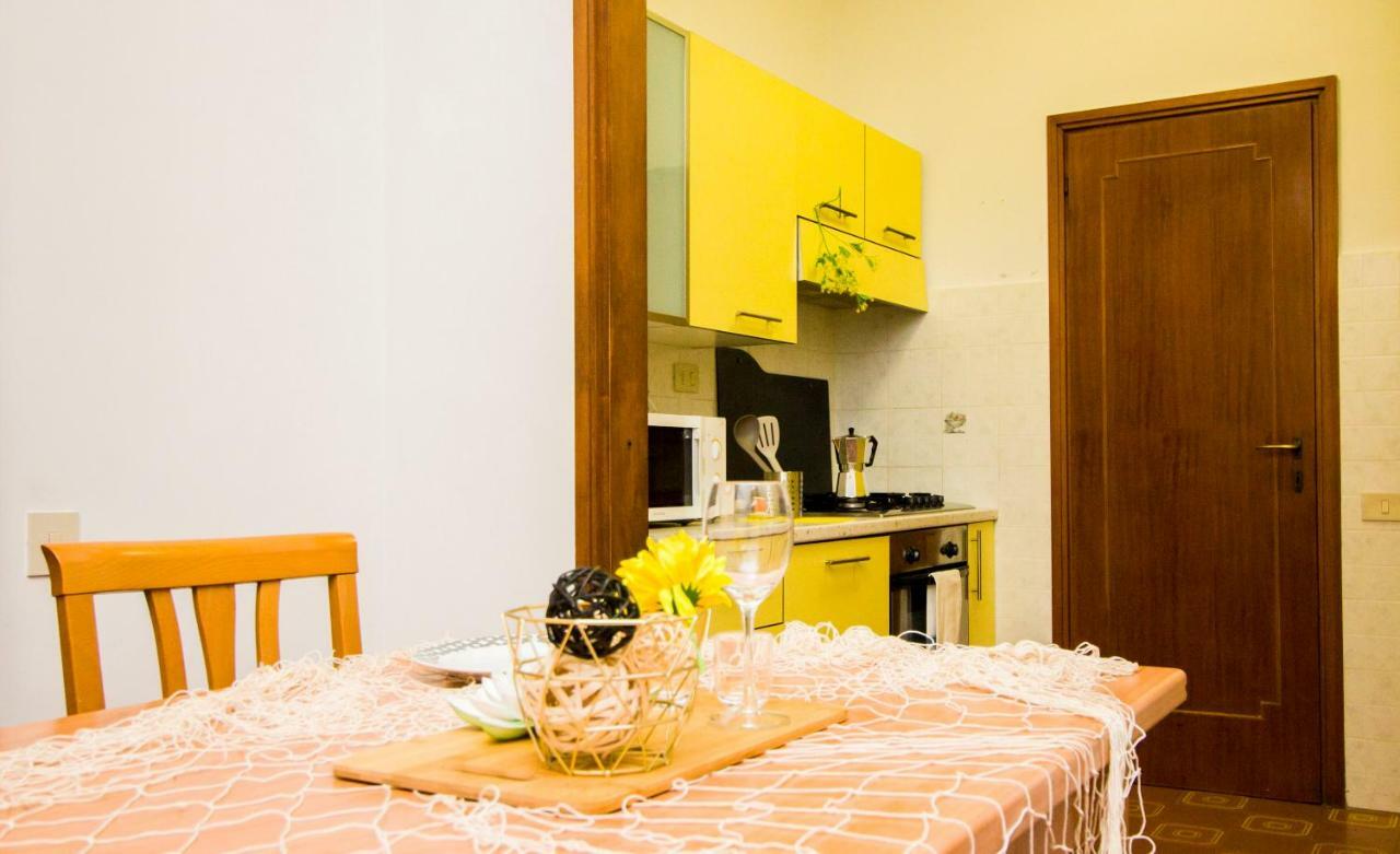 Innpisarentals - Pisa Riverside Apartment Buitenkant foto