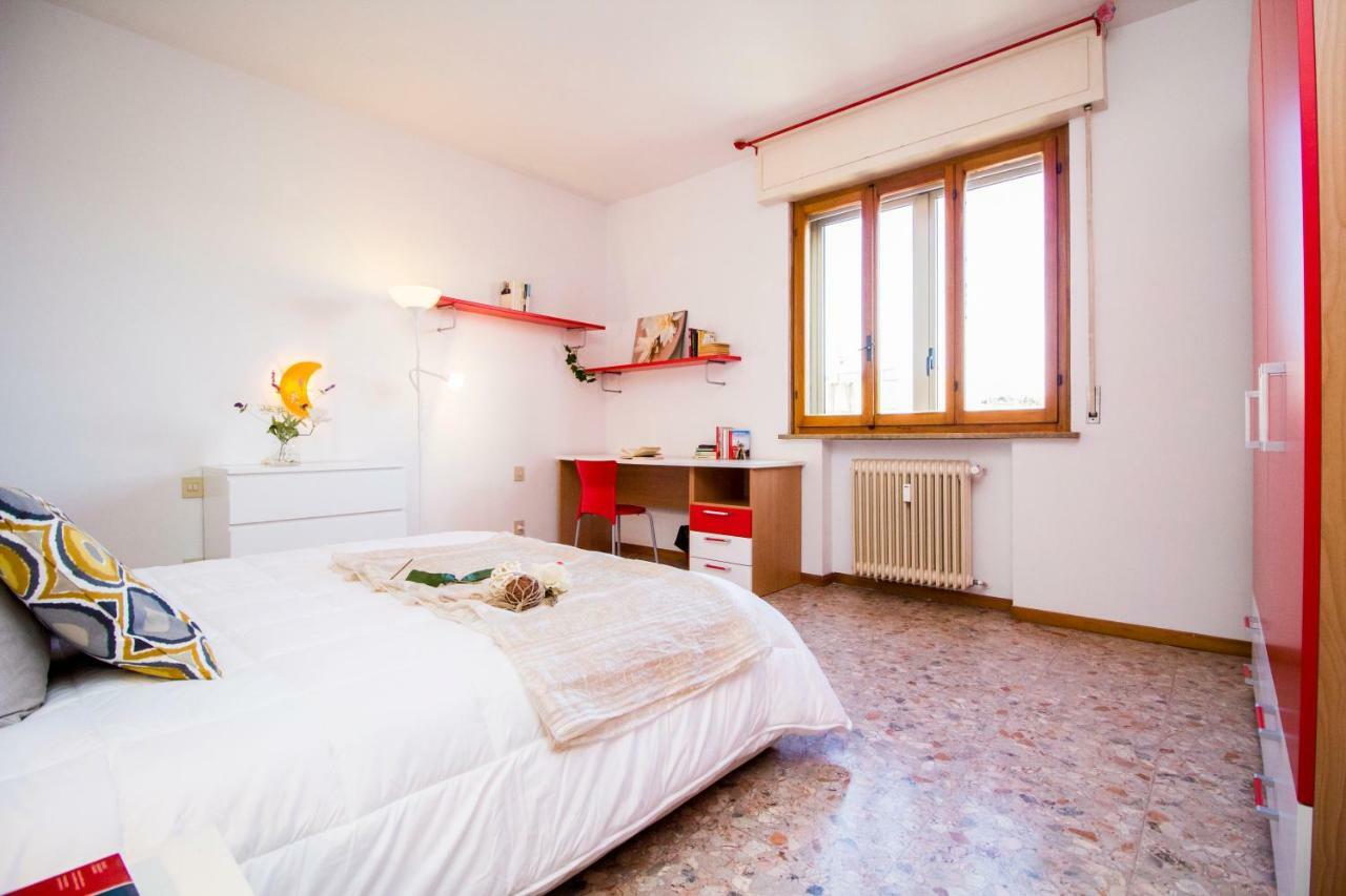 Innpisarentals - Pisa Riverside Apartment Buitenkant foto